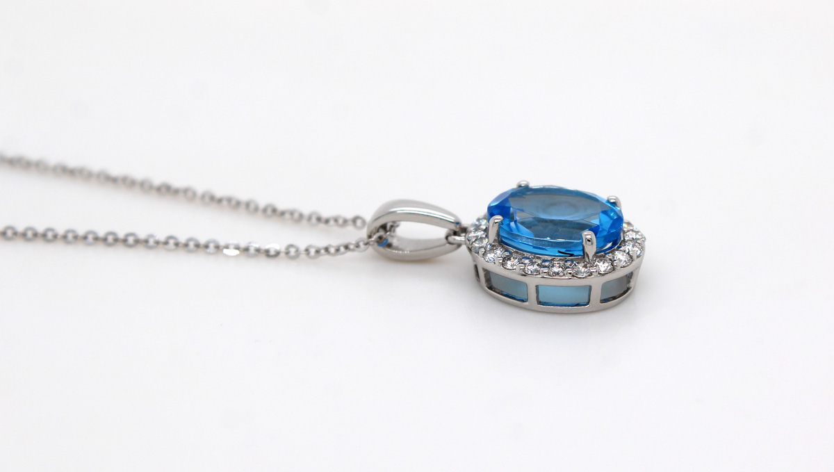 Platinum Chain Pendant Platinum 950 water-blue Blue Topaz Brilliants 0.3ct 45