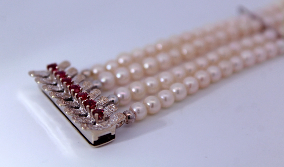 Pearl Bracelet White Gold 585 Akoya Pearls red Rubies Antique Jewelry 18